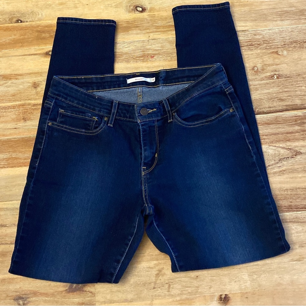 Levi’s 711 Skinny Style- Like New